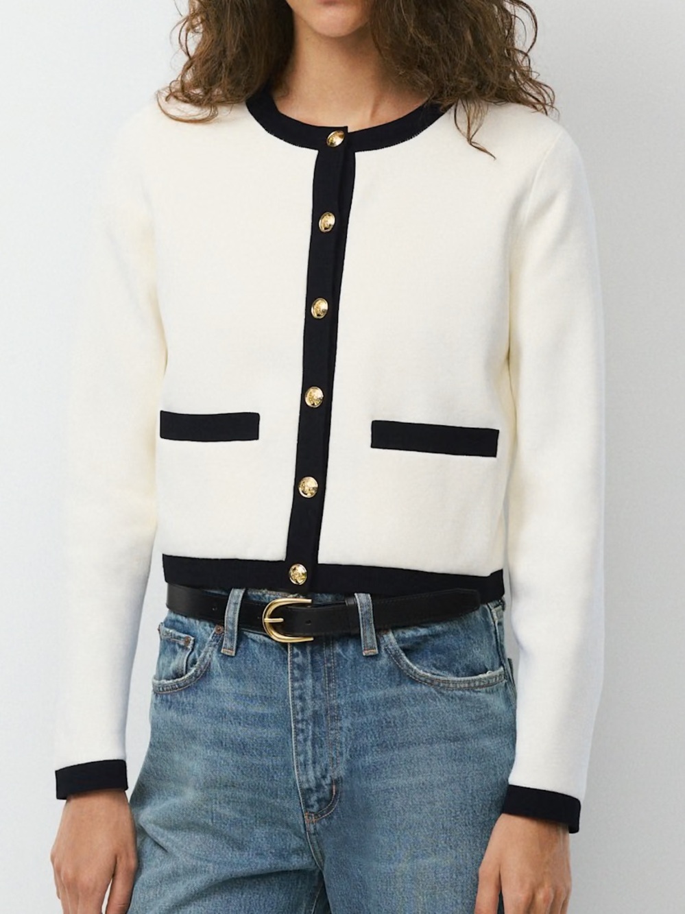 Aritzia Approach Cardigan in Size XS in Light Birch / Black